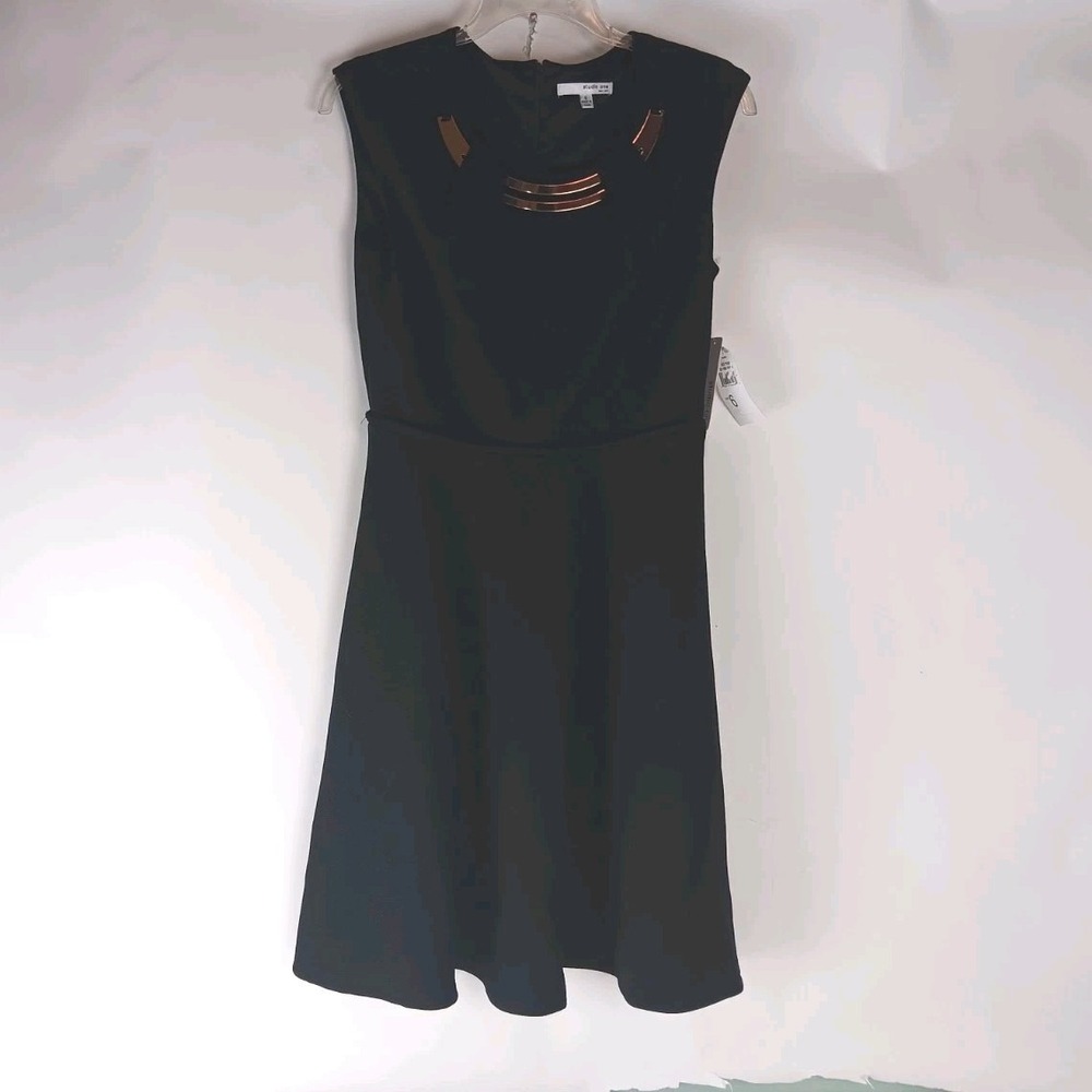 Studio One New York Black ‎ Sleeveless Gold-tone Necklace Dress Size 6
